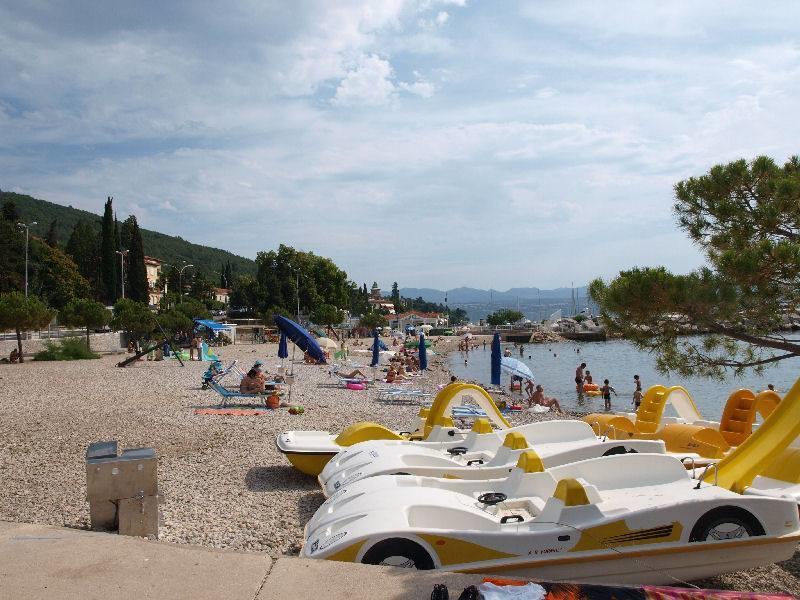 Apartmani Villa Christina Ičići Eksteriør bilde