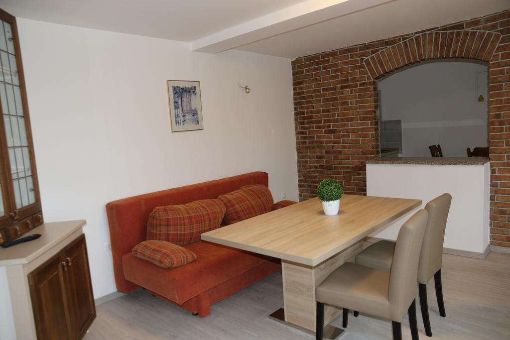 Apartmani Villa Christina Ičići Eksteriør bilde